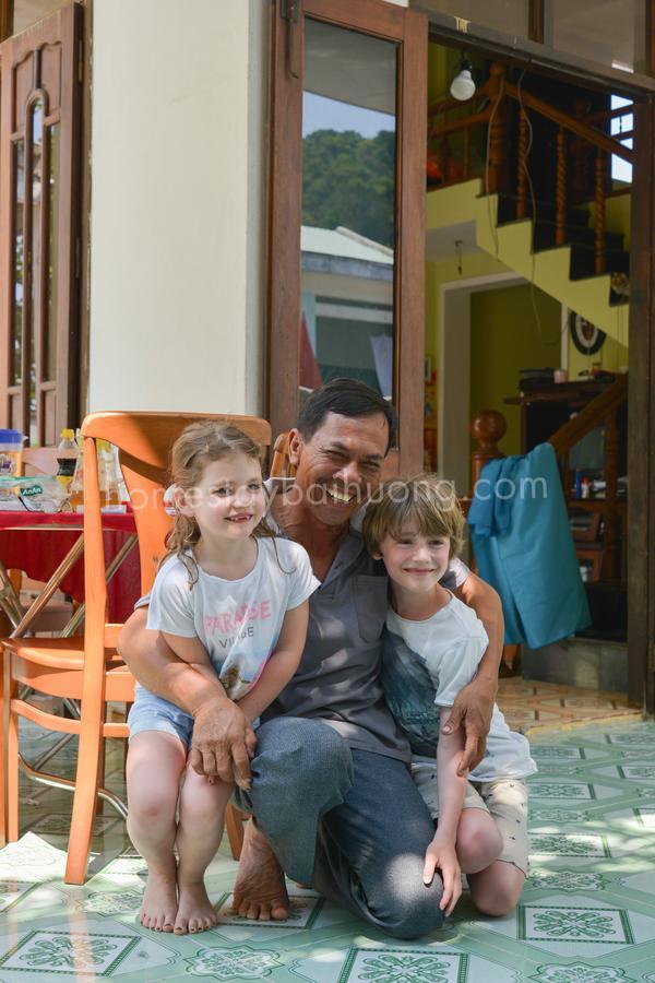 Nhi Lo Home Stay Tân Hiệ エクステリア 写真